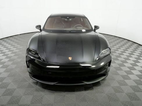 New 2026 Porsche Taycan image 37