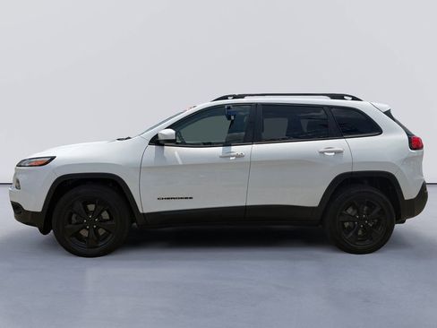 Used 2015 Jeep Cherokee Latitude w/ Comfort/Convenience Group AWD/4WD image 5