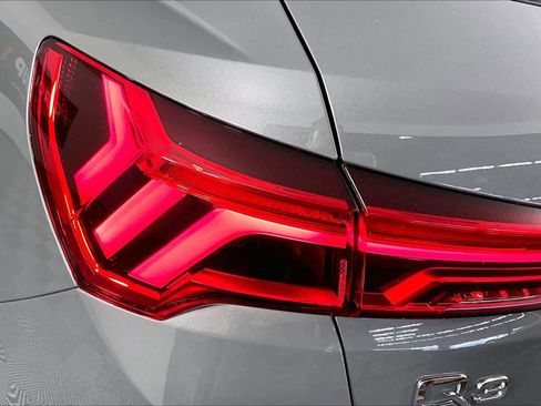 Used 2025 Audi Q3 2.0T Premium image 28