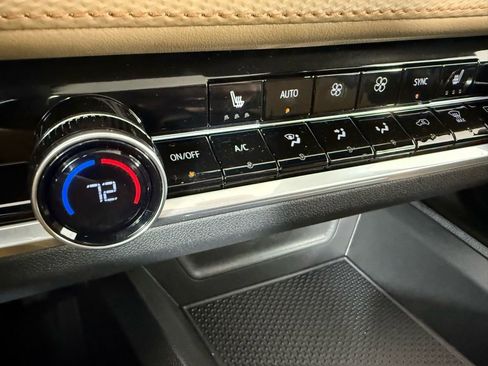 New 2026 Chevrolet Equinox ACTIV w/ LPO, Floor Liner Package image 23