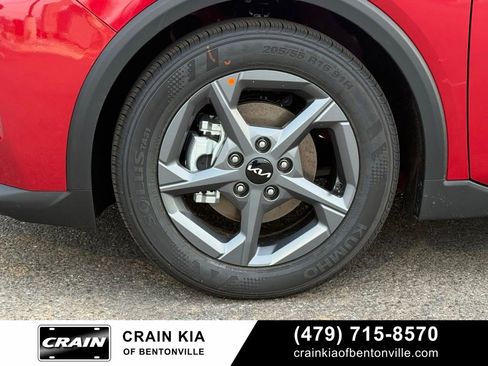 New 2026 Kia K4 FWD image 33