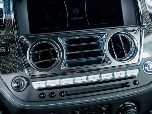 Used 2020 Rolls-Royce Wraith Black Badge image 43