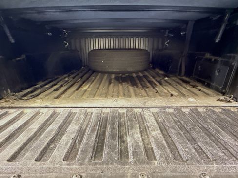 Used 2020 Toyota Tacoma SR5 RWD image 34