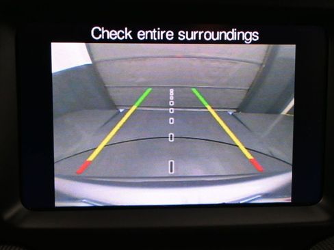 Used 2018 Jeep Compass Latitude w/ Safe & Security Group image 10