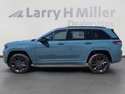 New 2026 Jeep Grand Cherokee Limited AWD/4WD image 2