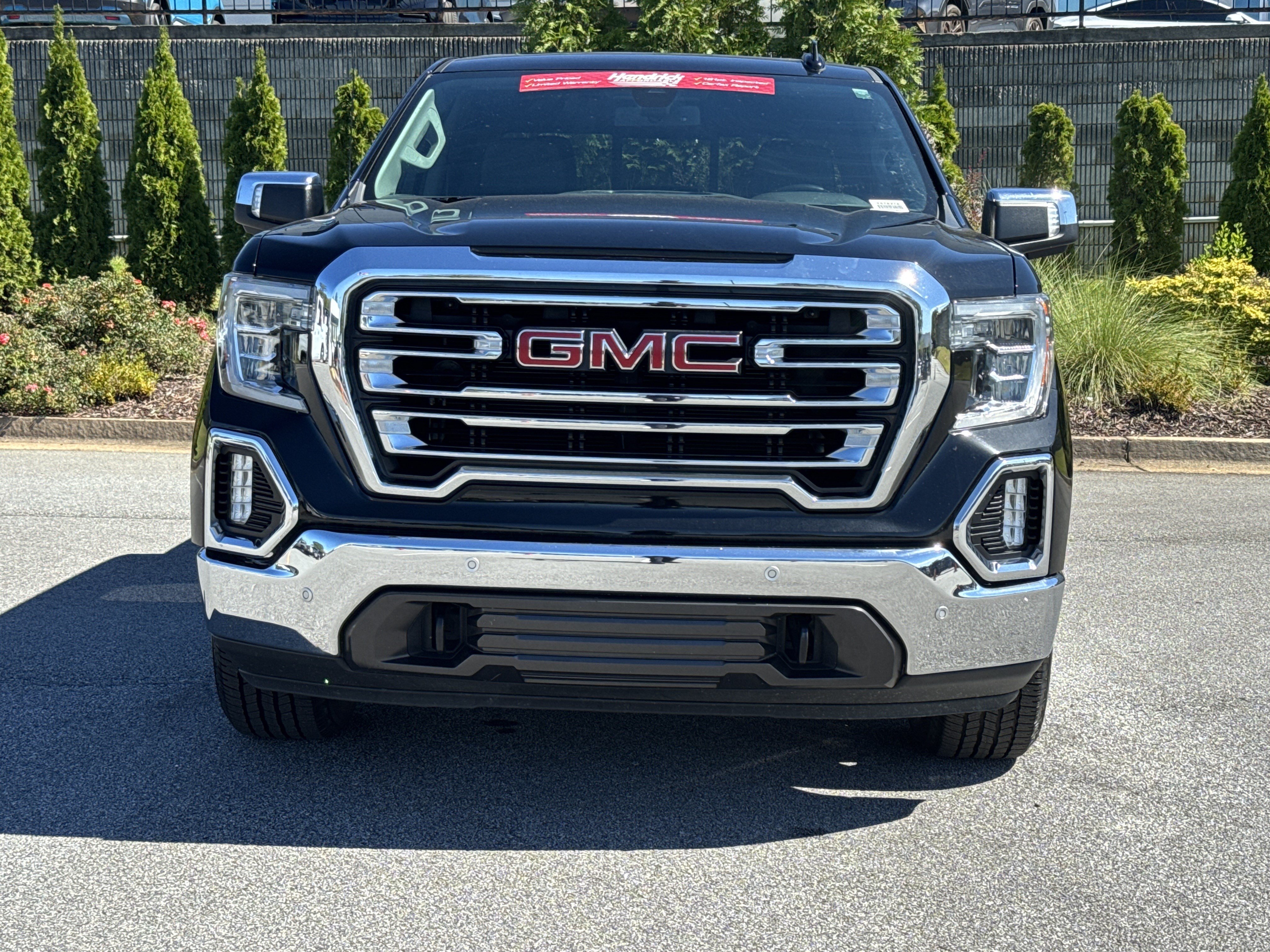 Used 2021 GMC Sierra 1500 SLT w/ SLT Premium Plus Package AWD/4WD image 3