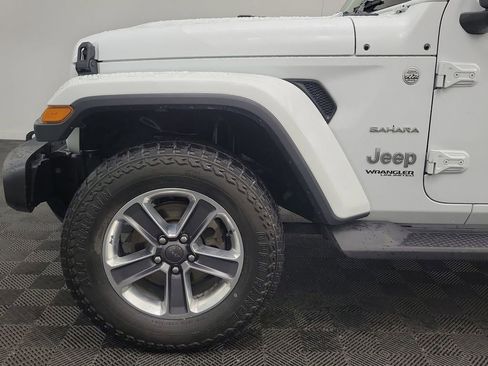 Used 2020 Jeep Wrangler Unlimited Sahara image 10