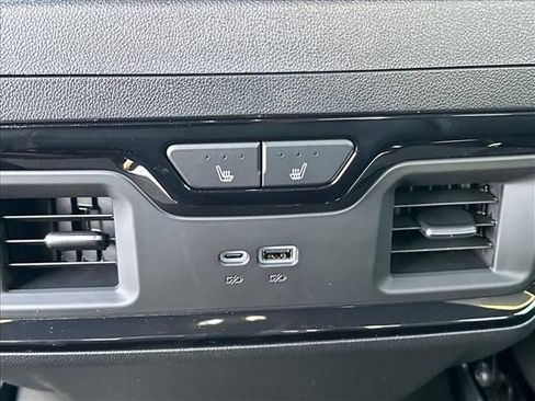 New 2026 GMC Sierra 1500 AT4 w/ AT4 Premium Package AWD/4WD image 23