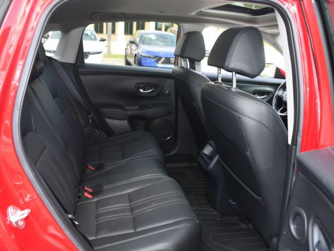Used 2024 Honda HR-V EX-L image 19