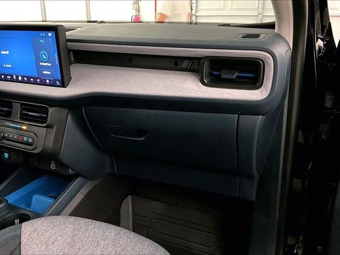 New 2025 Ford Maverick XLT w/ XLT Luxury Package image 30