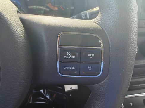 Used 2012 Jeep Compass Sport AWD/4WD image 25