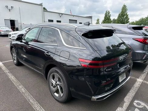 Used 2026 Genesis GV70 2.5T AWD/4WD image 6