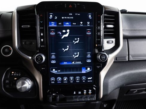 Used 2020 RAM 1500 Laramie image 34