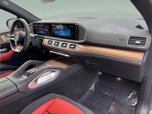 Used 2025 Mercedes-Benz GLE 53 AMG 4MATIC Coupe image 24