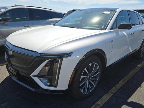 Used 2024 Cadillac Lyriq Sport w/ LPO, Floor Liner Package AWD/4WD image 3