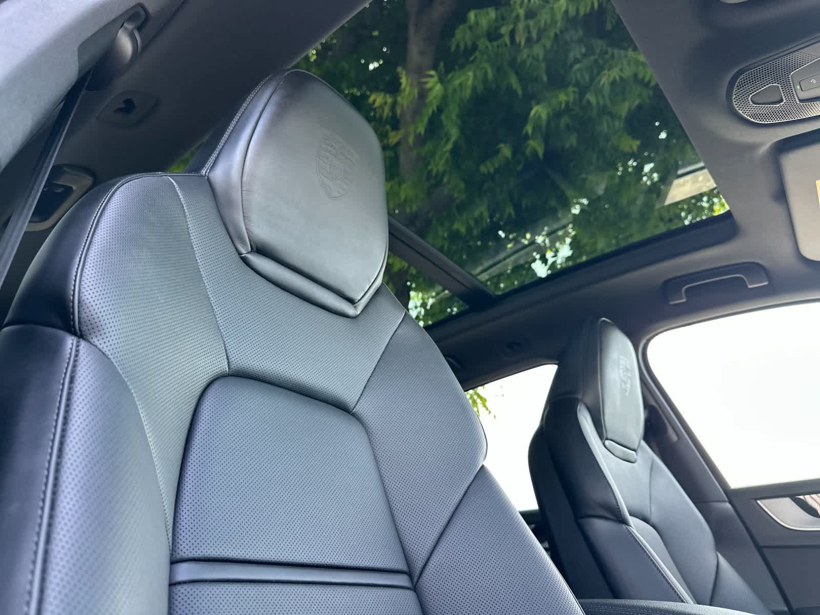 Certified 2025 Porsche Cayenne S AWD/4WD image 18