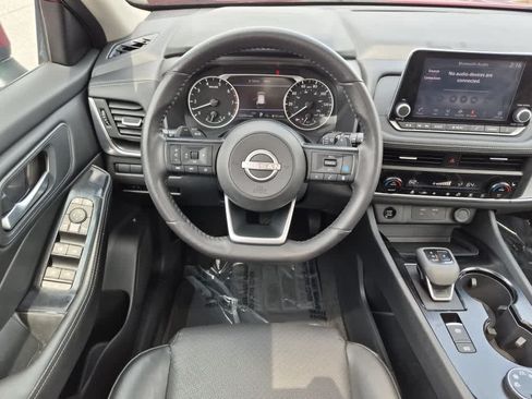 Used 2024 Nissan Rogue SV w/ SV Premium Package AWD/4WD image 8