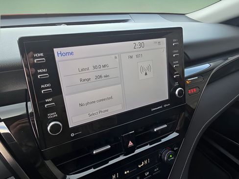 Used 2024 Toyota Camry XSE image 19