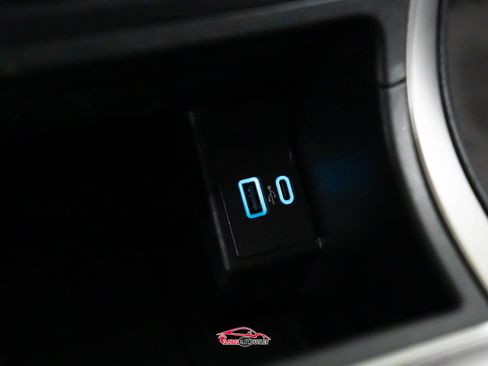 Used 2024 Ford Edge SEL image 31