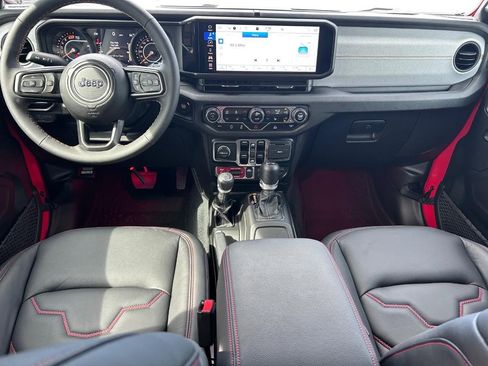 Used 2024 Jeep Wrangler Unlimited Sport image 10