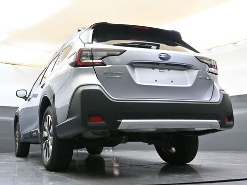 Certified 2024 Subaru Outback Limited image 32