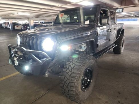Used 2021 Jeep Gladiator Rubicon w/ Cold Weather Group image 4
