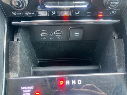 Used 2021 Jeep Grand Cherokee L Limited AWD/4WD image 29