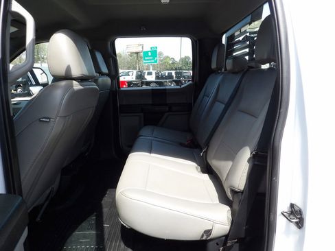 Used 2021 Ford F550 image 31