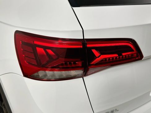 Certified 2024 Volkswagen Taos SEL AWD/4WD image 13