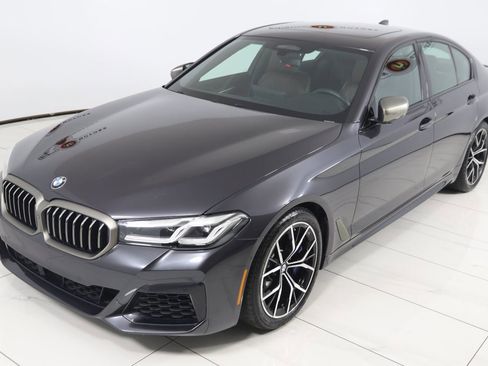 Used 2023 BMW M550i xDrive image 27