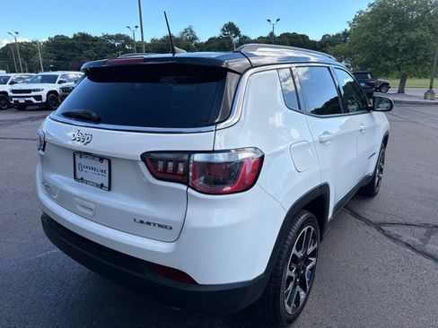Used 2019 Jeep Compass Limited AWD/4WD image 5