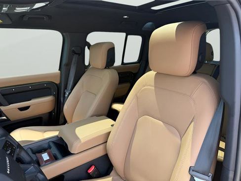 New 2026 Land Rover Defender 110 X-Dynamic SE AWD/4WD image 15