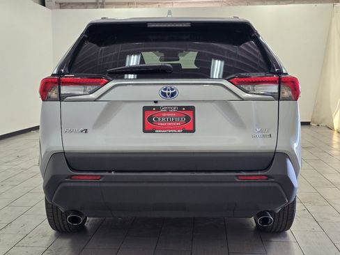 Certified 2022 Toyota RAV4 XLE w/ Convenience Package image 14