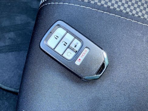 Used 2021 Honda Civic Sport image 14