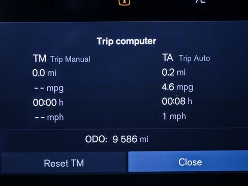 Certified 2025 Volvo XC60 T8 Ultra w/ Protection Package Premier image 14