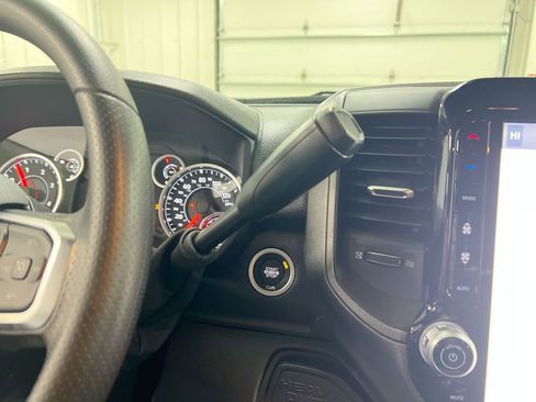 New 2026 RAM 2500 Tradesman AWD/4WD image 17