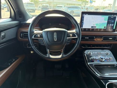Certified 2023 Lincoln Nautilus Reserve AWD/4WD image 16