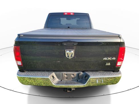 Used 2018 RAM 2500 Tradesman w/ Chrome Appearance Group AWD/4WD image 5