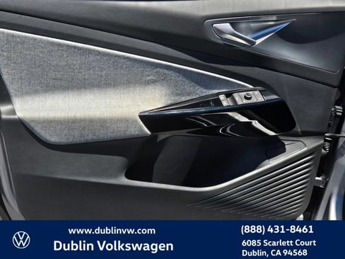 Certified 2023 Volkswagen ID.4 Pro RWD image 10