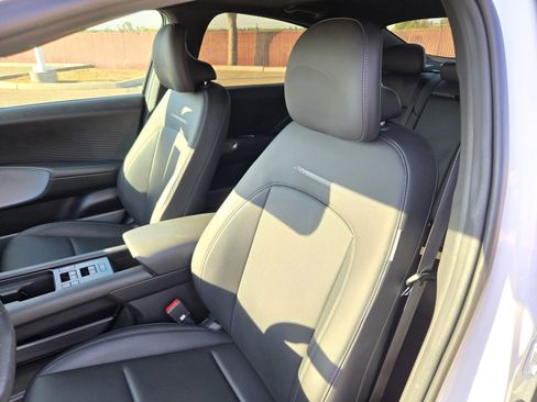 Used 2023 Hyundai Ioniq 6 Limited image 14