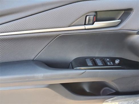 New 2026 Toyota Camry SE image 13