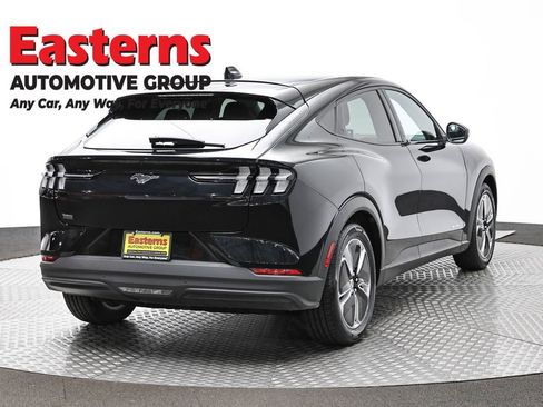 Used 2021 Ford Mustang Mach-E Select w/ Comfort/Appearance Package image 5