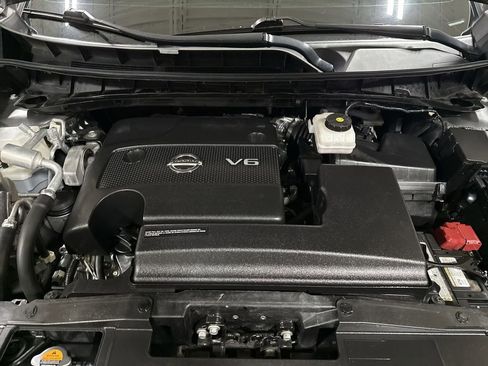 Used 2023 Nissan Murano Platinum w/ Cargo Package FWD image 26