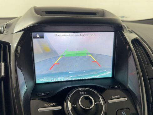 Used 2014 Ford Escape Titanium image 25