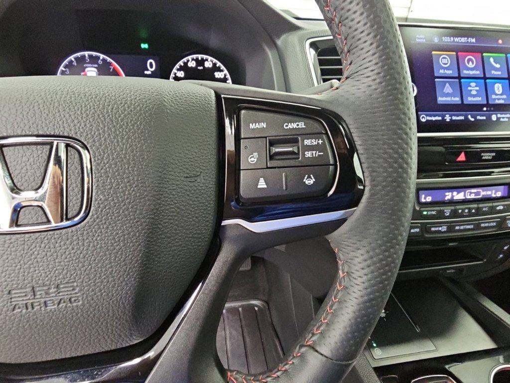 Used 2025 Honda Ridgeline Black Edition image 28