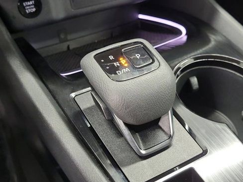 Certified 2025 Nissan Rogue SL FWD image 31