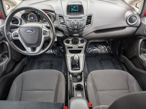 Used 2016 Ford Fiesta SE image 19