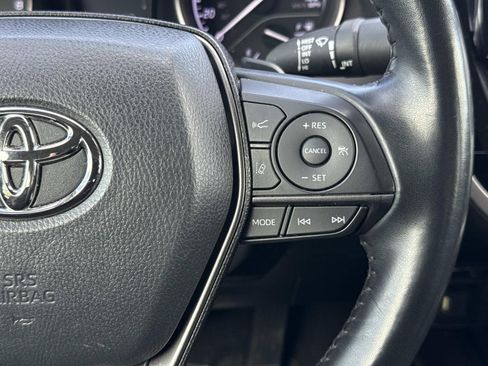 Used 2024 Toyota Camry SE image 13