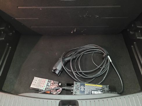 Used 2023 Chevrolet Bolt LT image 34