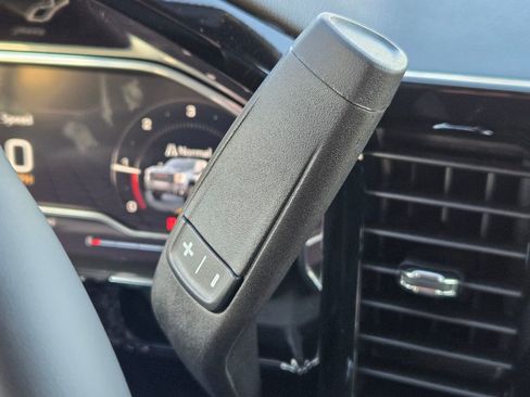 New 2025 GMC Sierra 2500 SLE w/ SLE Value Package; image 30